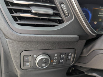 Photo 12 du bon plan FORD Kuga 2.5 Duratec 225ch PHEV Vignale BVA occasion à 25900 €