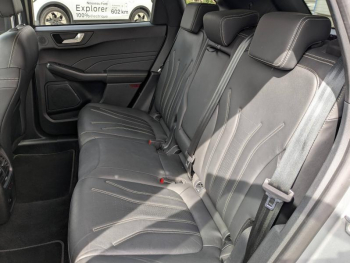 Photo 15 du bon plan FORD Kuga 2.5 Duratec 225ch PHEV Vignale BVA occasion à 25900 €