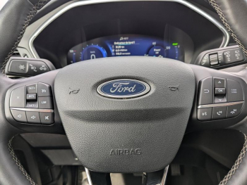 Photo 17 du bon plan FORD Kuga 2.5 Duratec 225ch PHEV Vignale BVA occasion à 25900 €