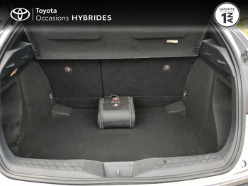 Photo 10 du bon plan TOYOTA C-HR 122h Dynamic 2WD E-CVT occasion à 17590 €