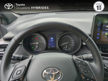 Photo 13 du bon plan TOYOTA C-HR 122h Dynamic 2WD E-CVT occasion à 17590 €