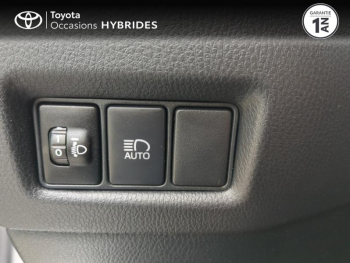 Photo 23 du bon plan TOYOTA C-HR 122h Dynamic 2WD E-CVT occasion à 17590 €