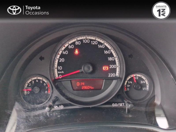 Photo 14 du bon plan VOLKSWAGEN up! 1.0 60ch BlueMotion Technology Take up! 5p occasion à 8490 €