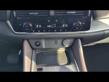 Photo 16 du bon plan NISSAN Qashqai e-POWER 190ch Tekna occasion à 41990 €