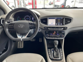 Photo 5 du bon plan HYUNDAI Ioniq Plug-in 141ch Executive occasion à 19490 €