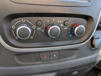 Photo 6 du bon plan RENAULT Trafic Fg VUL L1H1 1000 2.0 dCi 145ch Energy Grand Confort EDC E6 occasion à 19390 €