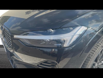 Photo 6 du bon plan VOLVO XC60 T6 Hybride Rechargeable 350ch Black Edition Geartronic 8 AWD occasion à 73800 €