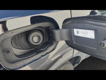 Photo 35 du bon plan VOLVO XC60 T6 Hybride Rechargeable 350ch Black Edition Geartronic 8 AWD occasion à 73800 €