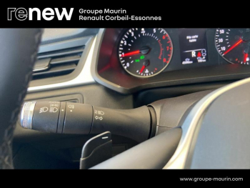 Photo 19 du bon plan RENAULT Captur 1.3 TCe 140ch FAP Zen EDC -21 occasion à 17880 €