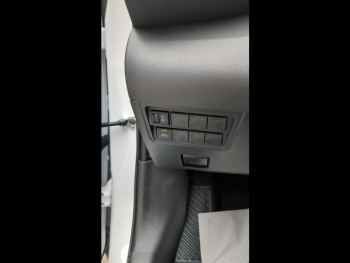 Photo 30 du bon plan TOYOTA Yaris Cross 116h Dynamic Business + Programme Toyota Experience MC24 occasion à 25950 €