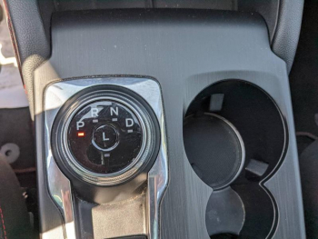 Photo 10 du bon plan FORD Kuga 2.5 Duratec 190ch FHEV E85 ST-Line BVA occasion à 29900 €