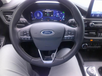 Photo 2 du bon plan FORD Kuga 2.5 Duratec 225ch PHEV Vignale BVA occasion à 27590 €