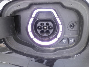 Photo 23 du bon plan FORD Kuga 2.5 Duratec 225ch PHEV Vignale BVA occasion à 27590 €