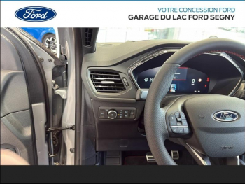 Photo 14 du bon plan FORD Kuga 2.5 Duratec 180ch Hybrid FlexiFuel ST-Line X Powershift occasion à 38990 €