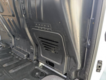 Photo 13 du bon plan FORD Transit Connect VUL L1 1.0E 100ch E85 Active occasion à 25986 €