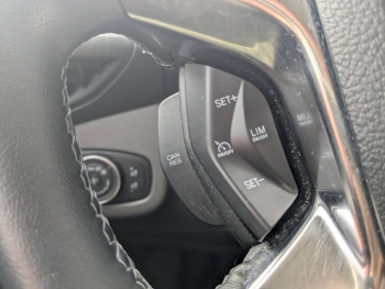 Photo 18 du bon plan FORD Transit Connect VUL L1 1.0E 100ch E85 Active occasion à 25986 €