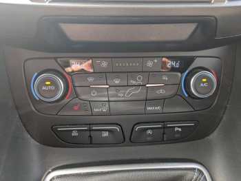 Photo 23 du bon plan FORD Transit Connect VUL L1 1.0E 100ch E85 Active occasion à 25986 €