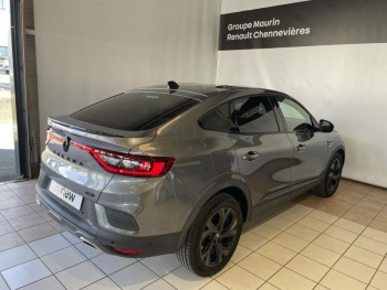 Photo 7 du bon plan RENAULT Arkana 1.6 E-Tech hybride 145ch Engineered -22 occasion à 26490 €