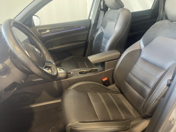 Photo 8 du bon plan RENAULT Arkana 1.6 E-Tech hybride 145ch Engineered -22 occasion à 26490 €