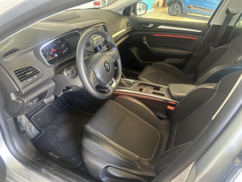 Photo 8 du bon plan RENAULT Megane 1.5 Blue dCi 115ch Techno EDC -23 occasion à 23989 €