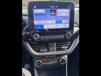 Photo 13 du bon plan FORD Fiesta 1.0 Flexifuel 95ch Titanium Business 5p occasion à 17950 €