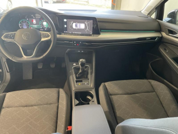 Photo 10 du bon plan VOLKSWAGEN Golf 2.0 TDI 116ch Life Plus occasion à 26490 €