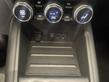 Photo 15 du bon plan RENAULT Captur 1.3 TCe mild hybrid 160ch RS Line EDC occasion à 20900 €