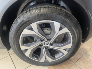 Photo 23 du bon plan RENAULT Captur 1.3 TCe mild hybrid 160ch RS Line EDC occasion à 20900 €