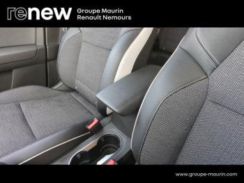 Photo 33 du bon plan RENAULT Captur 1.3 TCe 130ch FAP Intens EDC occasion à 17900 €
