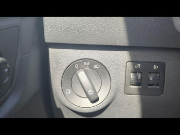 Photo 11 du bon plan VOLKSWAGEN Caddy Van VUL 2.0 TDI 102ch Business Line occasion à 13990 €
