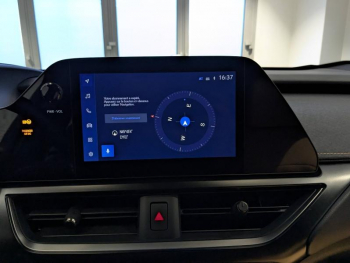Photo 6 du bon plan LEXUS UX 250h F SPORT Design 2WD occasion à 31900 €
