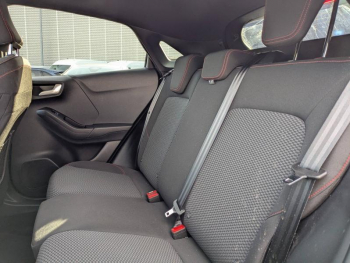 Photo 14 du bon plan FORD Puma 1.0 EcoBoost 125ch S&S mHEV ST-Line Powershift occasion à 22990 €