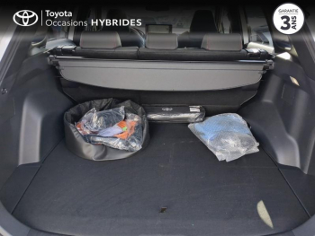 Photo 10 du bon plan TOYOTA RAV4 2.5 Hybride Rechargeable 306ch Design AWD-i MY23 occasion à 45990 €