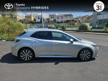 Photo 17 du bon plan TOYOTA Corolla 122h Design MY22 occasion à 21990 €