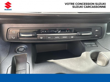 Photo 19 du bon plan OPEL Combo Life L1H1 1.2 130ch Elegance BVA8 occasion à 19490 €