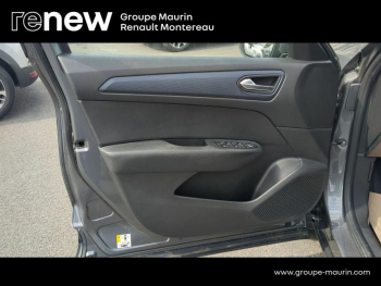 Photo 19 du bon plan RENAULT Arkana 1.6 E-Tech 145ch Business occasion à 21990 €