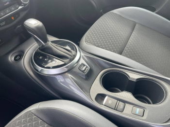 Photo 15 du bon plan NISSAN Juke 1.6 Hybrid 143ch N-Connecta 2023.5 occasion à 24490 €