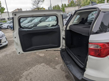 Photo 9 du bon plan FORD EcoSport 1.0 EcoBoost 125ch Titanium Euro6.2 occasion à 13900 €