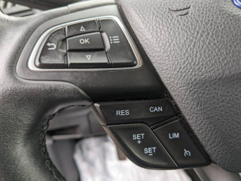 Photo 16 du bon plan FORD EcoSport 1.0 EcoBoost 125ch Titanium Euro6.2 occasion à 13900 €