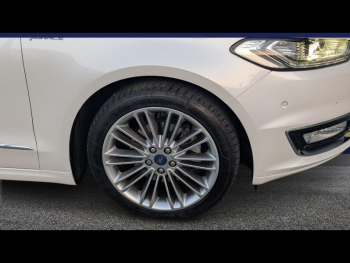 Photo 4 du bon plan FORD Mondeo HYBRID 187ch Vignale BVA 4p Euro6.2 occasion à 17490 €