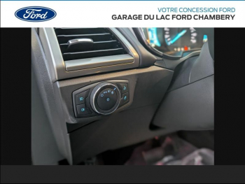 Photo 13 du bon plan FORD Mondeo HYBRID 187ch Vignale BVA 4p Euro6.2 occasion à 17490 €