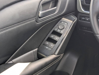 Photo 17 du bon plan NISSAN Qashqai e-POWER 190ch Business Edition 2022 occasion à 28990 €