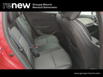 Photo 15 du bon plan RENAULT Clio 1.6 E-Tech hybride 140ch Intens -21N occasion à 17400 €