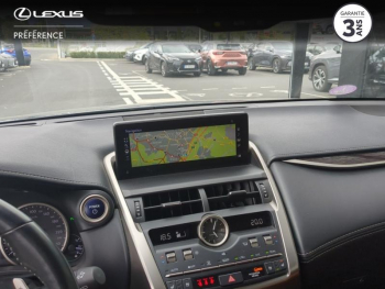 Photo 15 du bon plan LEXUS NX 300h 4WD Executive occasion à 32980 €