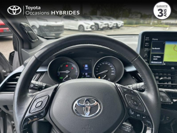 Photo 13 du bon plan TOYOTA C-HR 184h Collection 2WD E-CVT MY20 occasion à 23990 €