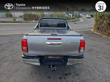 Photo 3 du bon plan TOYOTA Hilux VUL 2.8 D-4D X-Tra Cabine LÃ©gende 4WD BVA RC23 occasion à 42490 €