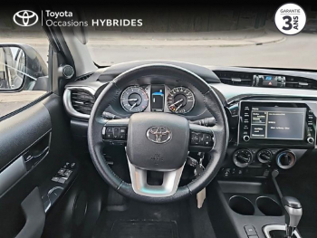 Photo 8 du bon plan TOYOTA Hilux VUL 2.8 D-4D X-Tra Cabine LÃ©gende 4WD BVA RC23 occasion à 42490 €