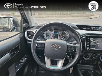 Photo 12 du bon plan TOYOTA Hilux VUL 2.8 D-4D X-Tra Cabine LÃ©gende 4WD BVA RC23 occasion à 42490 €