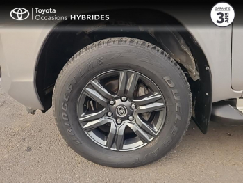 Photo 15 du bon plan TOYOTA Hilux VUL 2.8 D-4D X-Tra Cabine LÃ©gende 4WD BVA RC23 occasion à 42490 €