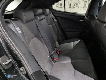 Photo 11 du bon plan LEXUS UX 250h Luxe 2WD occasion à 28900 €